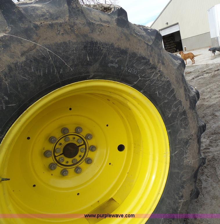 image for item L7071 1993 John Deere 8970 4WD tractor