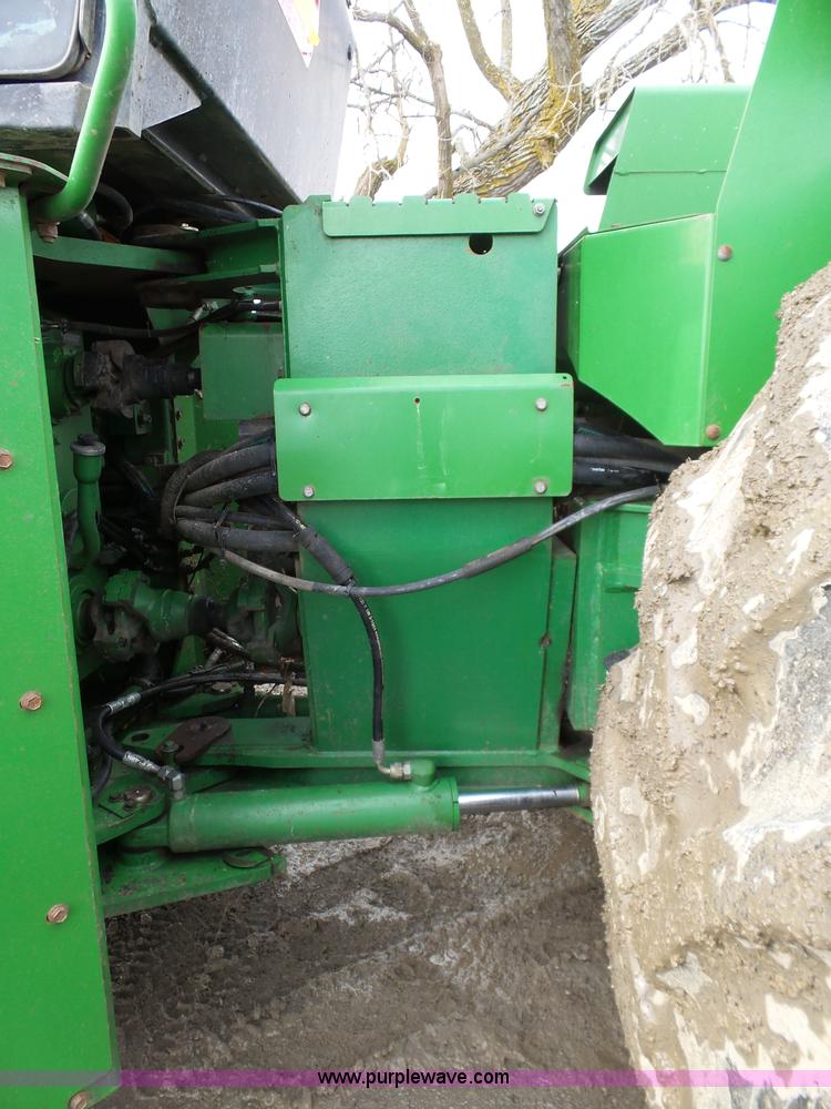 image for item L7071 1993 John Deere 8970 4WD tractor