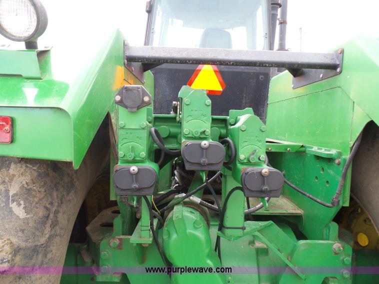 image for item L7071 1993 John Deere 8970 4WD tractor