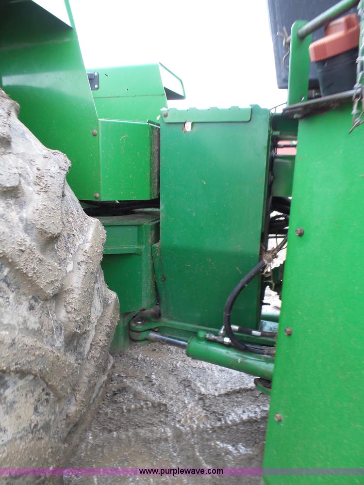 image for item L7071 1993 John Deere 8970 4WD tractor