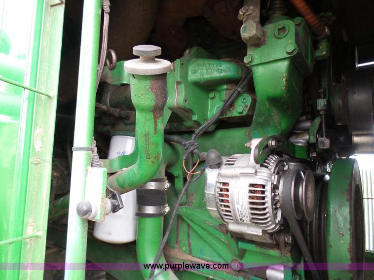 image for item L7071 1993 John Deere 8970 4WD tractor