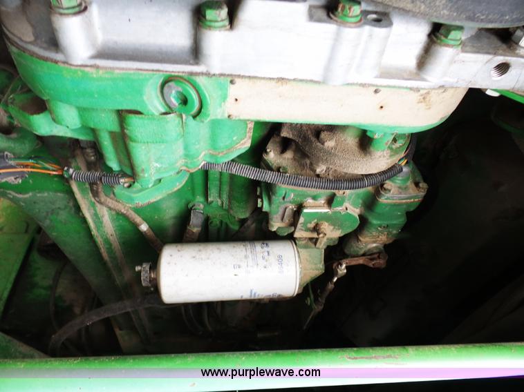 image for item L7071 1993 John Deere 8970 4WD tractor