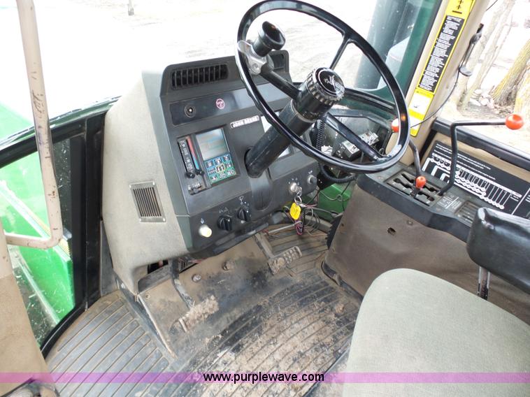 image for item L7071 1993 John Deere 8970 4WD tractor