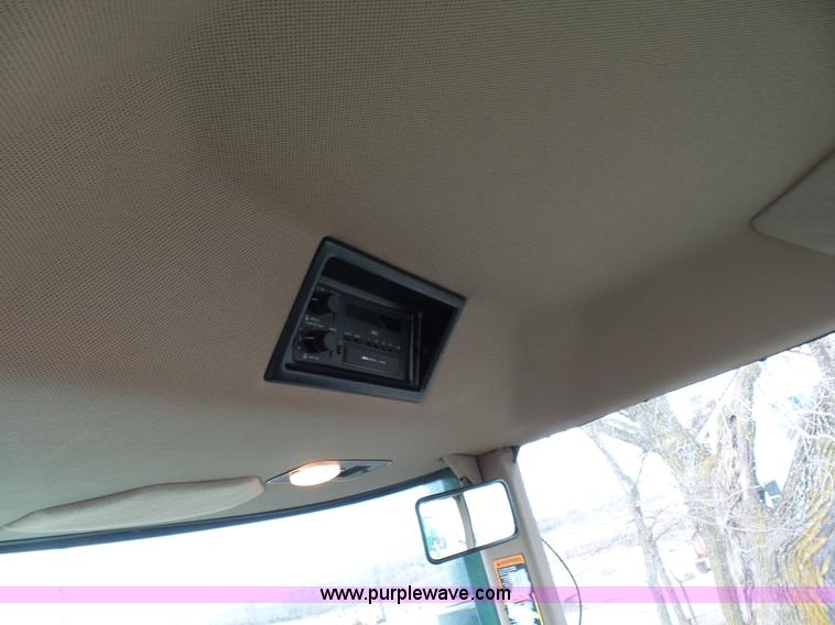 image for item L7071 1993 John Deere 8970 4WD tractor