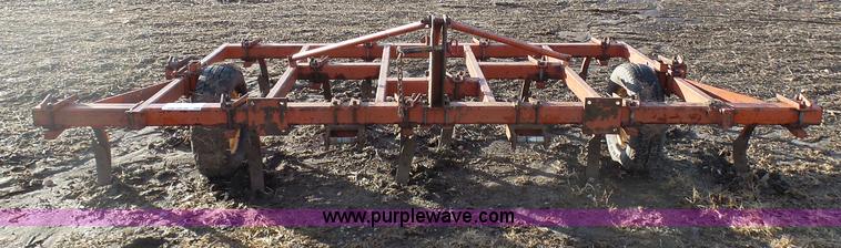 image for item L7077 Chisel plow