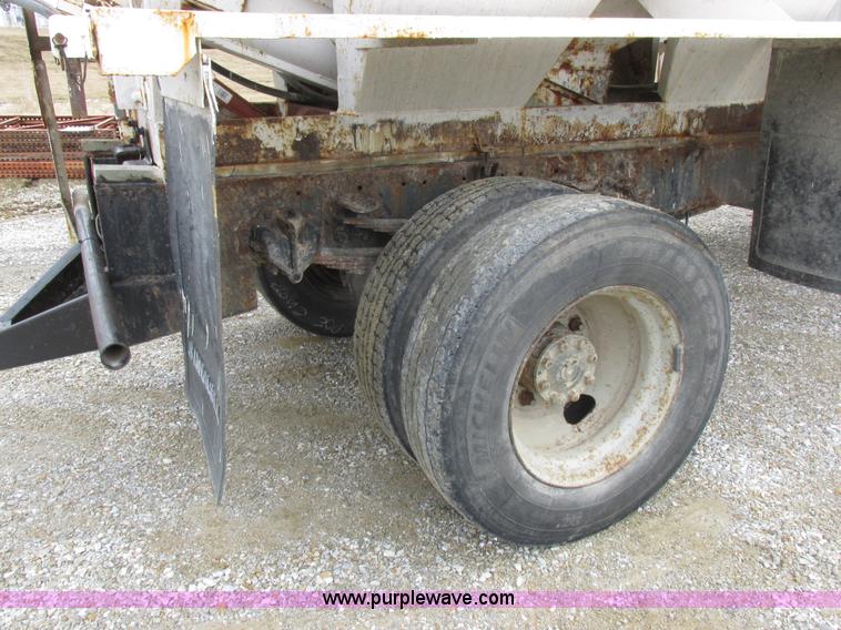 image for item L7104 1995 Volvo WG seed tender truck