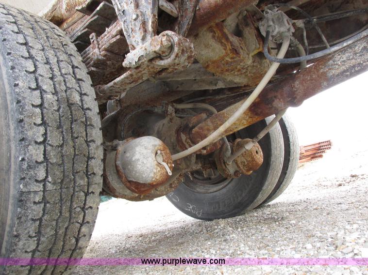 image for item L7104 1995 Volvo WG seed tender truck