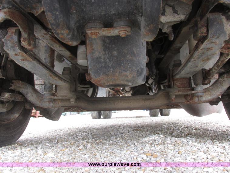 image for item L7104 1995 Volvo WG seed tender truck