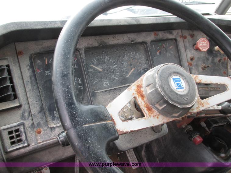 image for item L7104 1995 Volvo WG seed tender truck