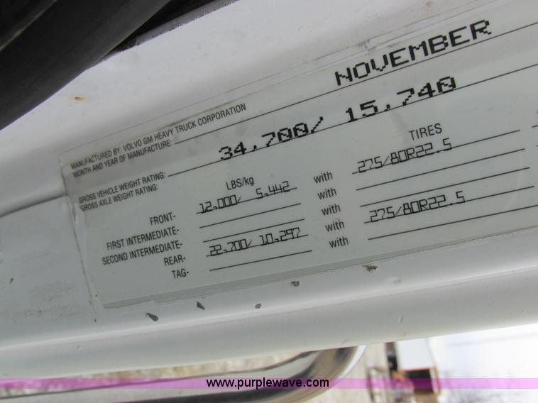 image for item L7104 1995 Volvo WG seed tender truck