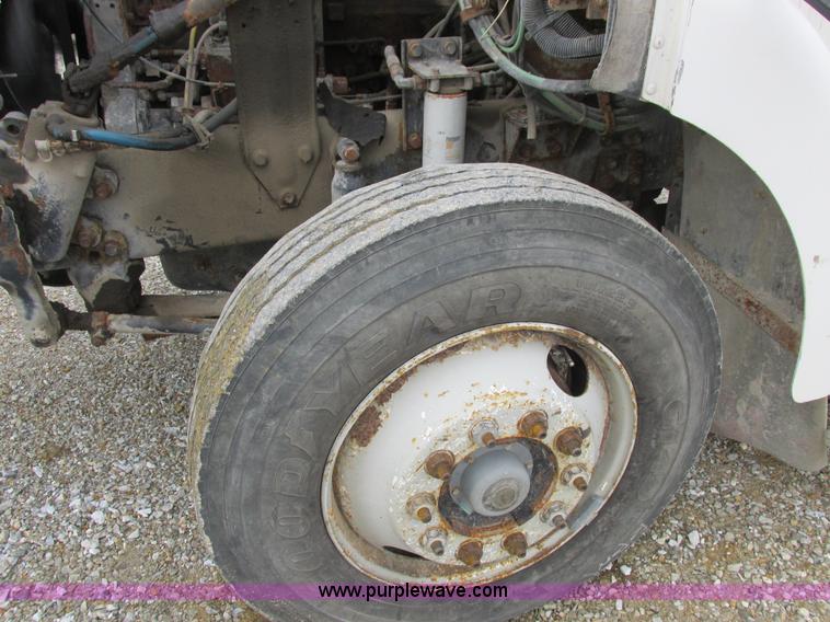 image for item L7104 1995 Volvo WG seed tender truck