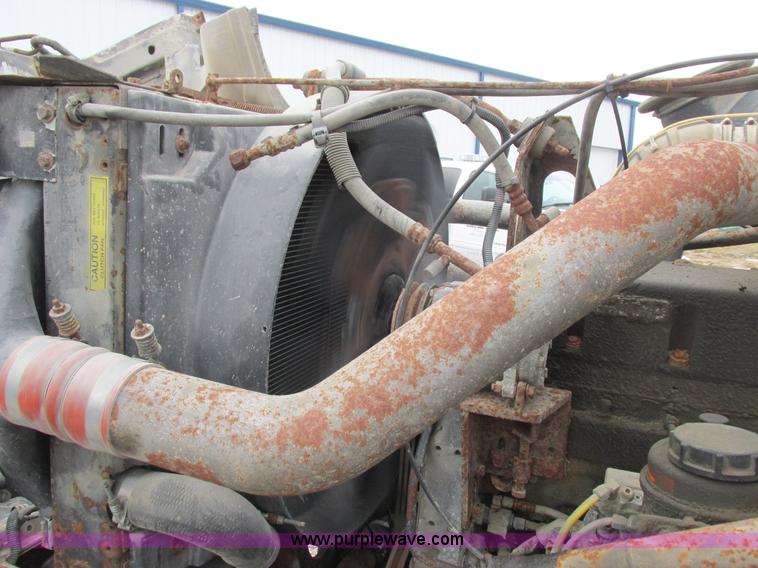 image for item L7104 1995 Volvo WG seed tender truck