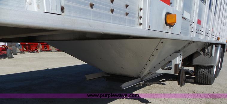 image for item L7108 2002 Corn Husker 800ALSR double hopper grain trailer