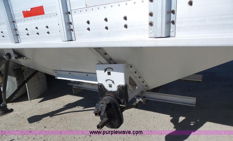 image for item L7108 2002 Corn Husker 800ALSR double hopper grain trailer