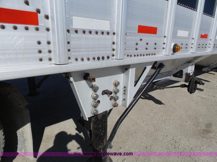 image for item L7108 2002 Corn Husker 800ALSR double hopper grain trailer