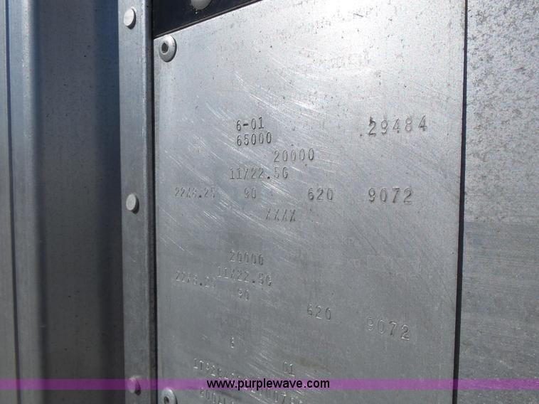 image for item L7108 2002 Corn Husker 800ALSR double hopper grain trailer