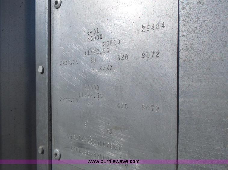 image for item L7108 2002 Corn Husker 800ALSR double hopper grain trailer