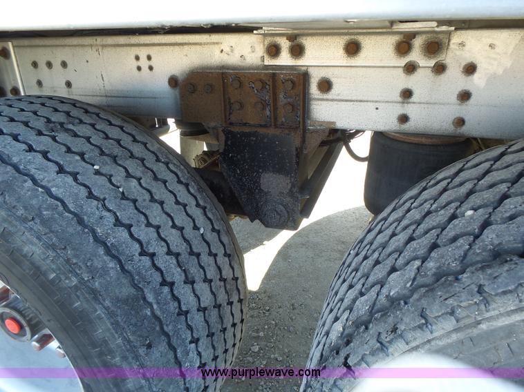 image for item L7108 2002 Corn Husker 800ALSR double hopper grain trailer