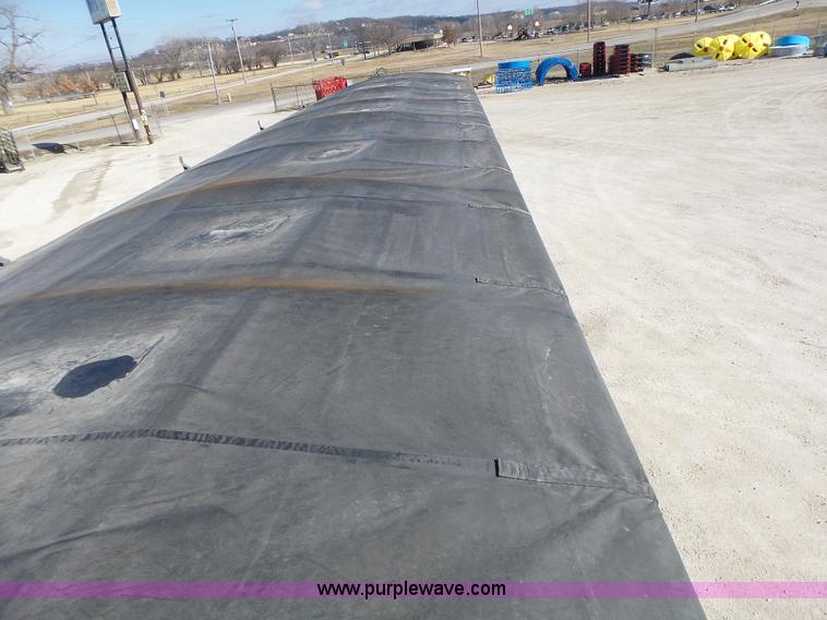 image for item L7108 2002 Corn Husker 800ALSR double hopper grain trailer