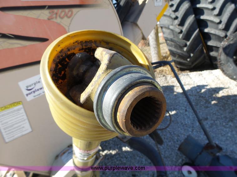 image for item L7110 Rem 2100 grain vacuum