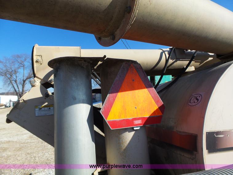 image for item L7110 Rem 2100 grain vacuum