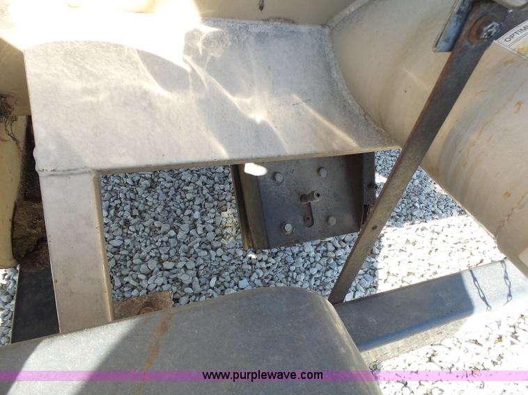 image for item L7110 Rem 2100 grain vacuum