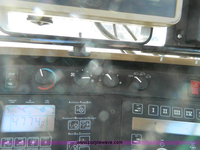 image for item L7316 2004 John Deere 8420T tractor