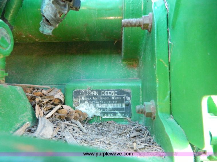 image for item L7316 2004 John Deere 8420T tractor