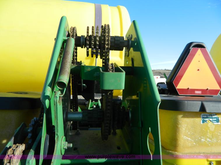 image for item L7317 1998 John Deere 1760 Max Emerge Plus planter