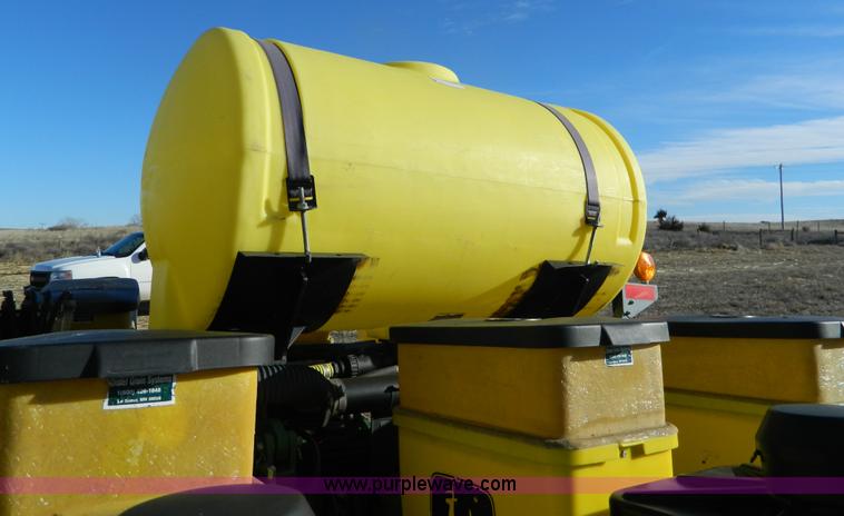 image for item L7317 1998 John Deere 1760 Max Emerge Plus planter