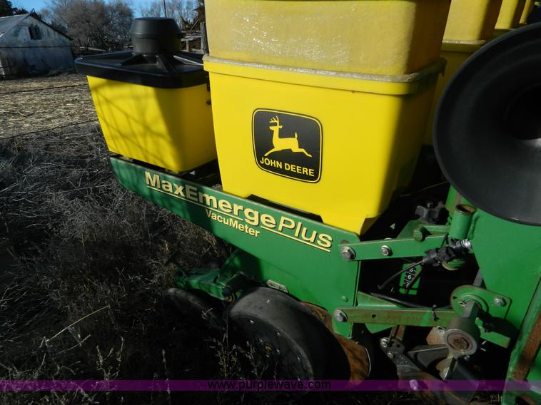 image for item L7317 1998 John Deere 1760 Max Emerge Plus planter