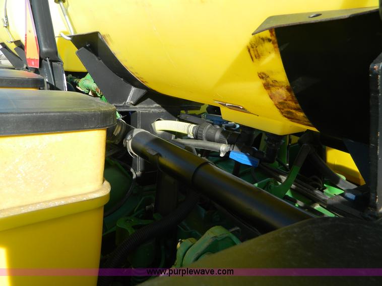 image for item L7317 1998 John Deere 1760 Max Emerge Plus planter