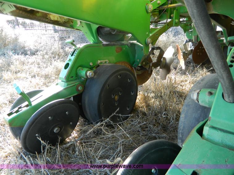 image for item L7317 1998 John Deere 1760 Max Emerge Plus planter