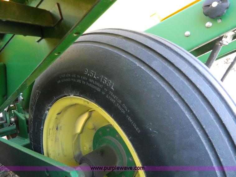 image for item L7317 1998 John Deere 1760 Max Emerge Plus planter