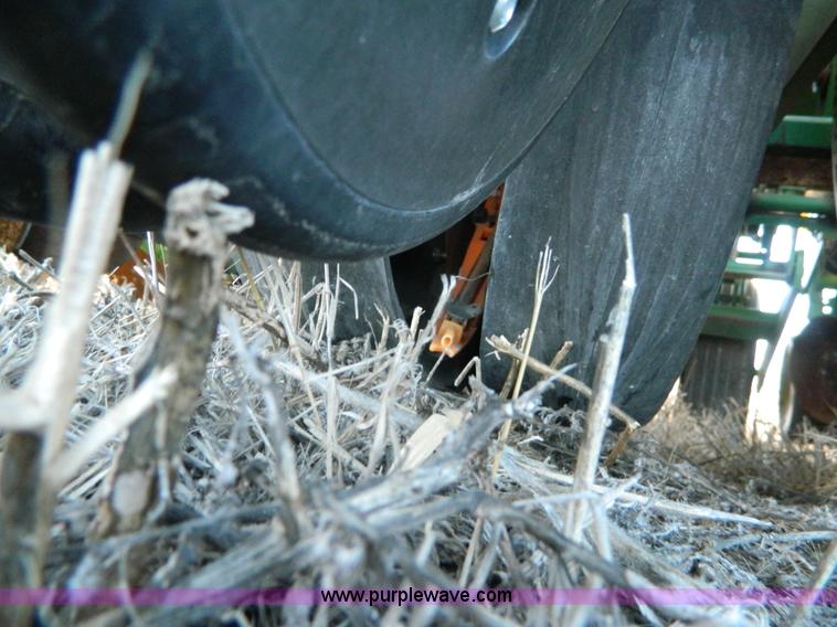 image for item L7317 1998 John Deere 1760 Max Emerge Plus planter