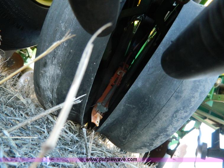 image for item L7317 1998 John Deere 1760 Max Emerge Plus planter