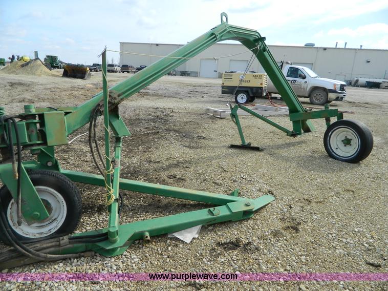image for item L7329 John Deere double drill hitch
