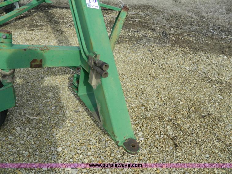 image for item L7329 John Deere double drill hitch