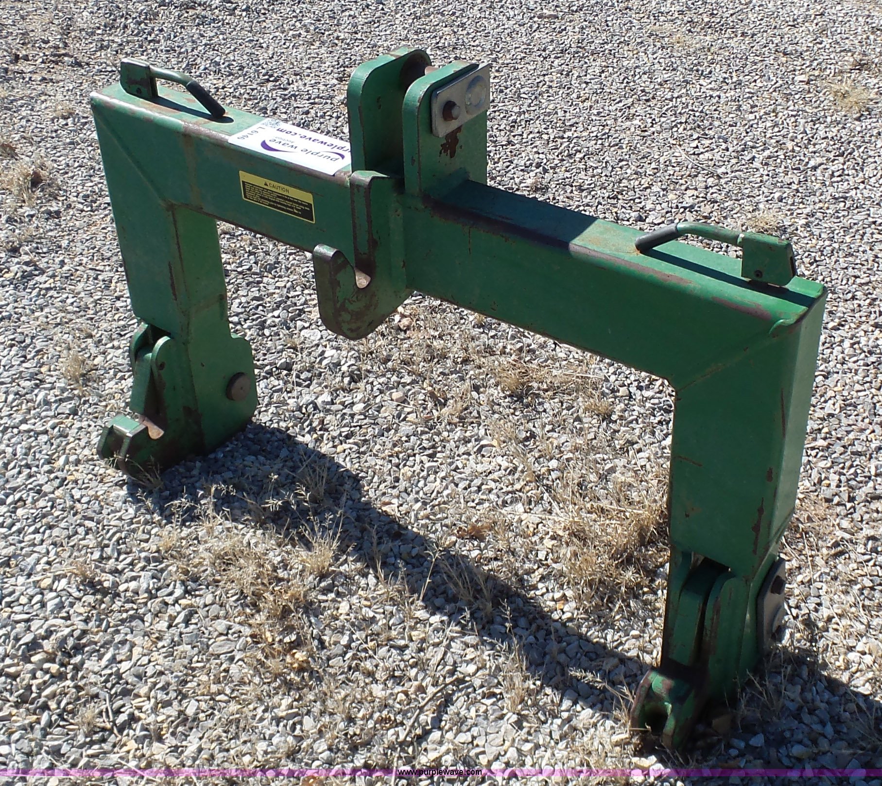 John Deere Category IV quick hitch in Kiowa, KS Item L6146 sold