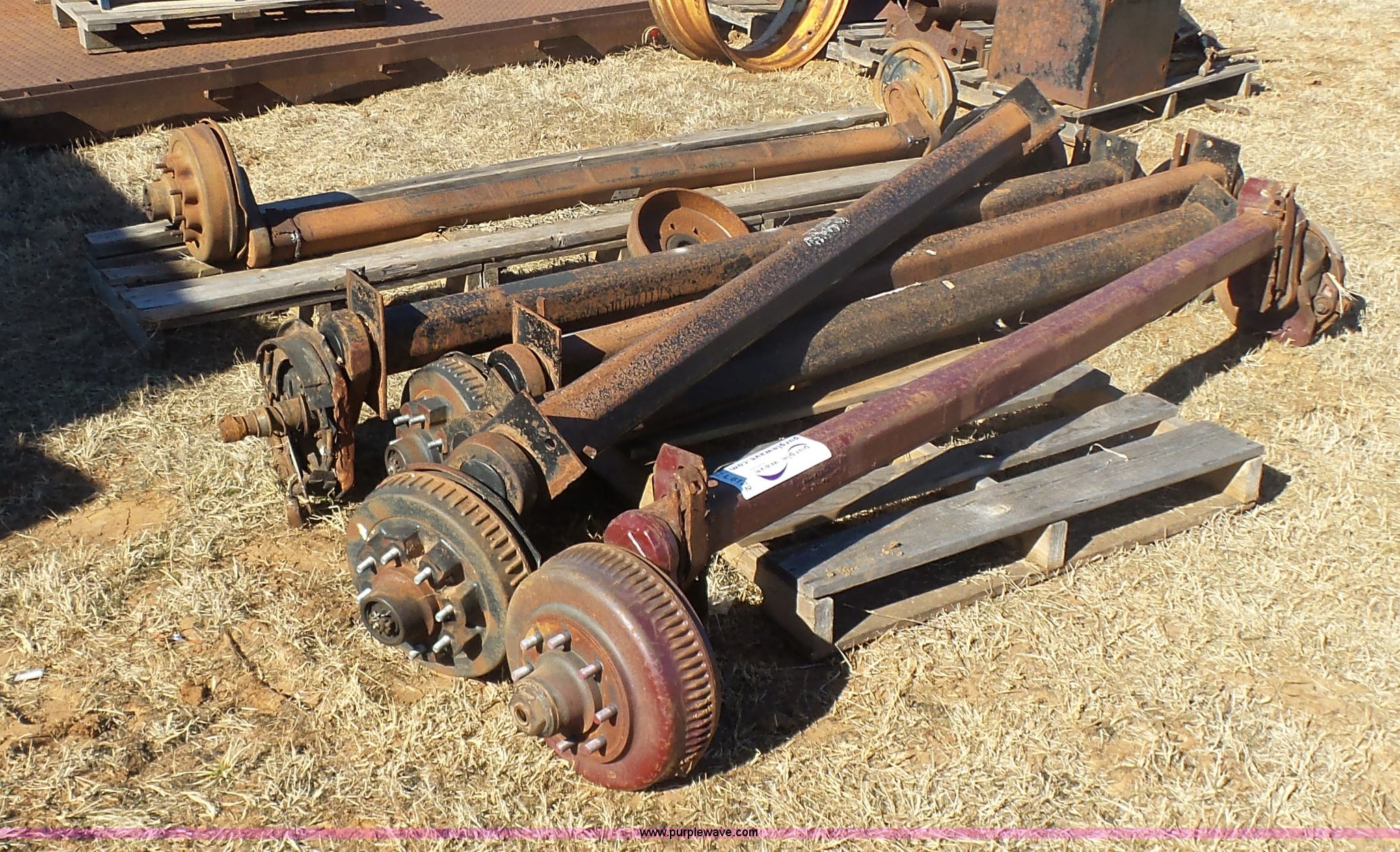 (5) Alco torsion bar axles in Guthrie, OK Item L6172 sold Purple Wave