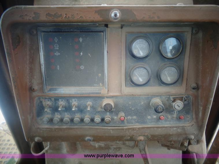 image for item AL9227 1993 Caterpillar D10N dozer