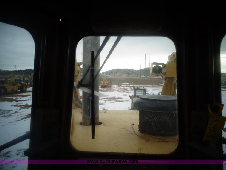 image for item AL9227 1993 Caterpillar D10N dozer