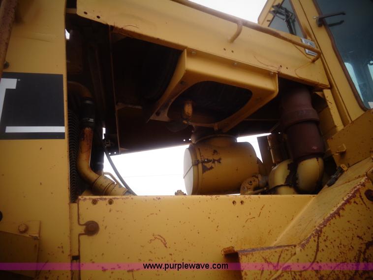 image for item AL9227 1993 Caterpillar D10N dozer