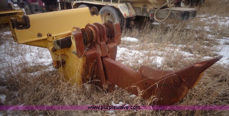 image for item AL9227 1993 Caterpillar D10N dozer