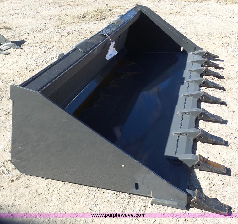 image for item AP9740 Gehl skid steer bucket