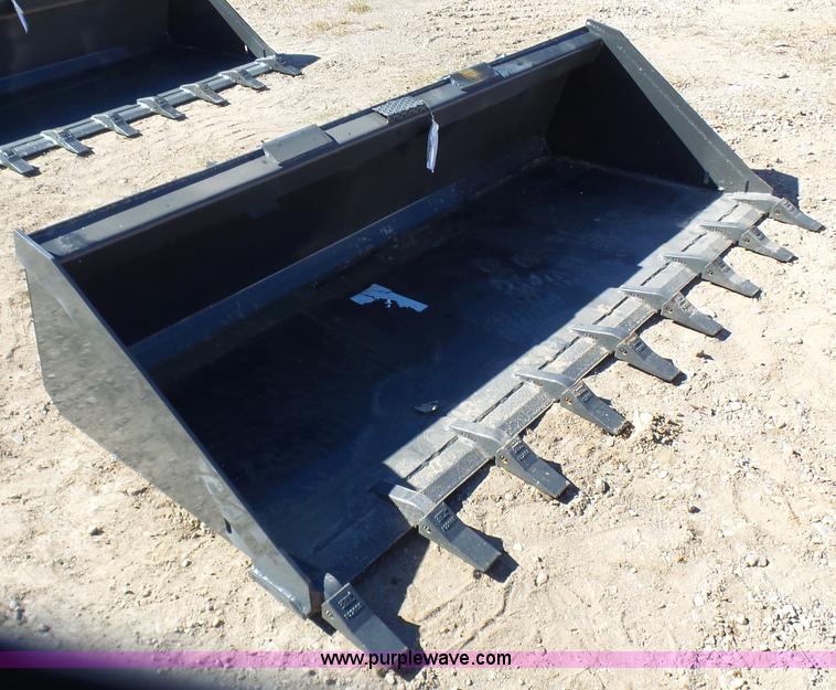 image for item AP9741 Gehl skid steer bucket