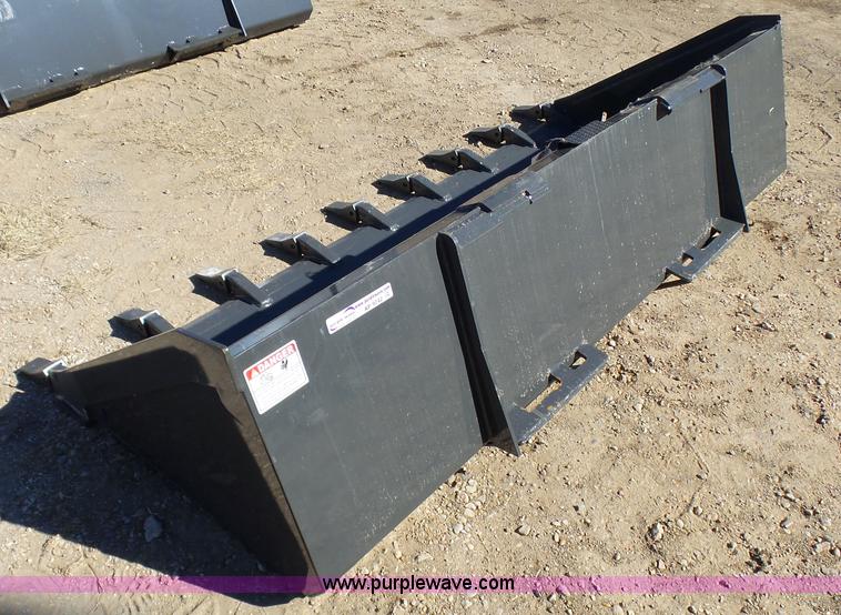 image for item AP9742 Gehl skid steer bucket