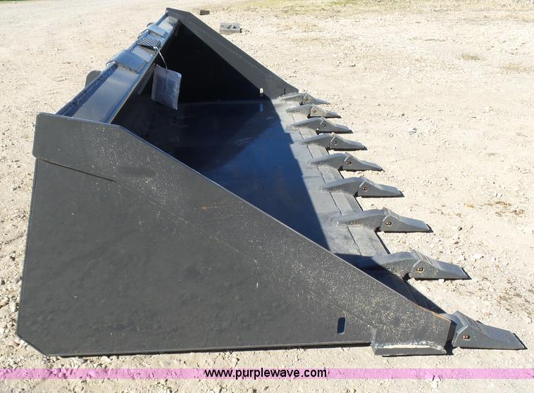 image for item AP9743 Gehl skid steer bucket