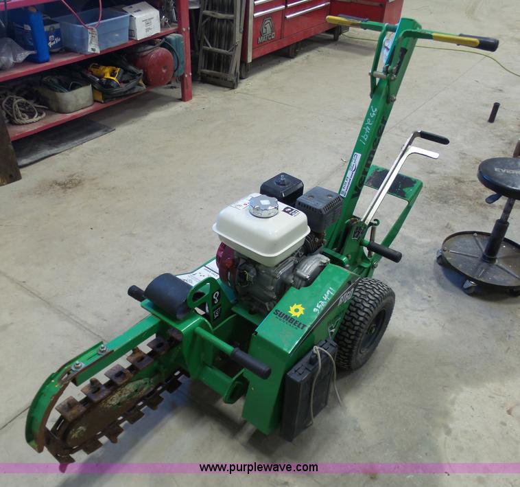 image for item AX9218 Vermeer RT60 trencher