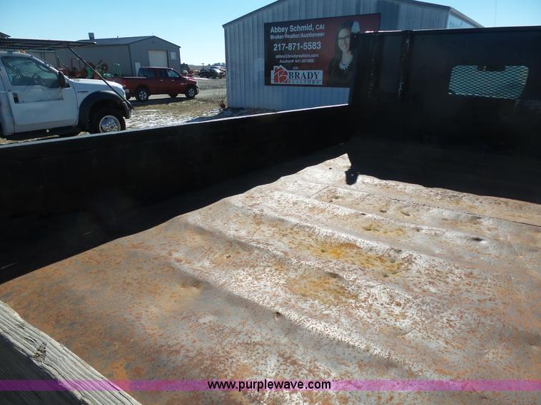 image for item AX9223 2000 Ford F350 dump bed truck